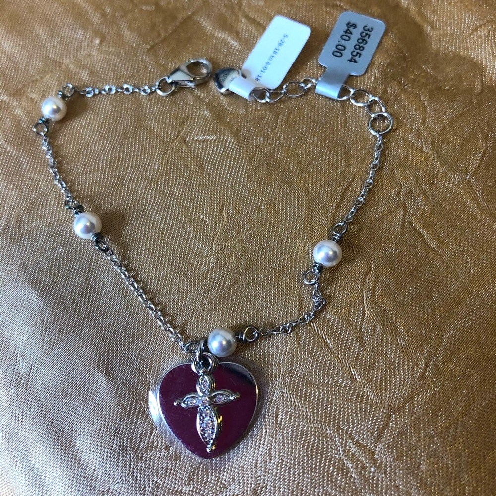 Heart & cross 925 sterling silver bracelet; young lady faux pearls new & boxed